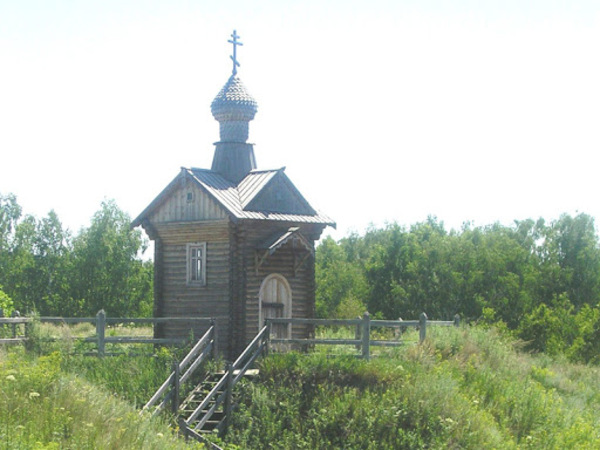 Источник и часовня в честь Иконы Пресвятой Богородицы.